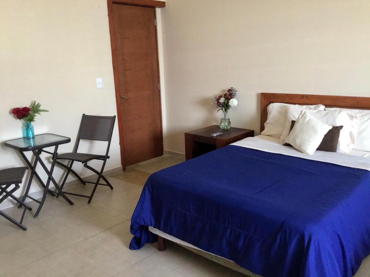 Bed And Breakfast Pecari Cancun Exterior photo